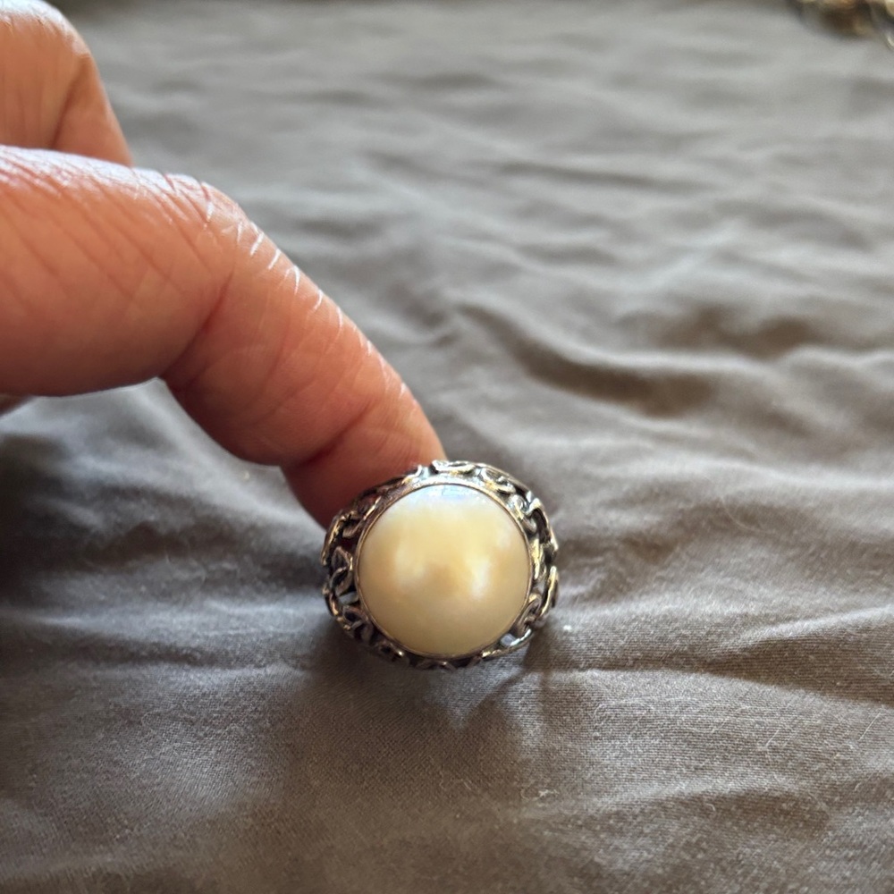 Sterling Silver Pearl-Style Statement Ring - Cream